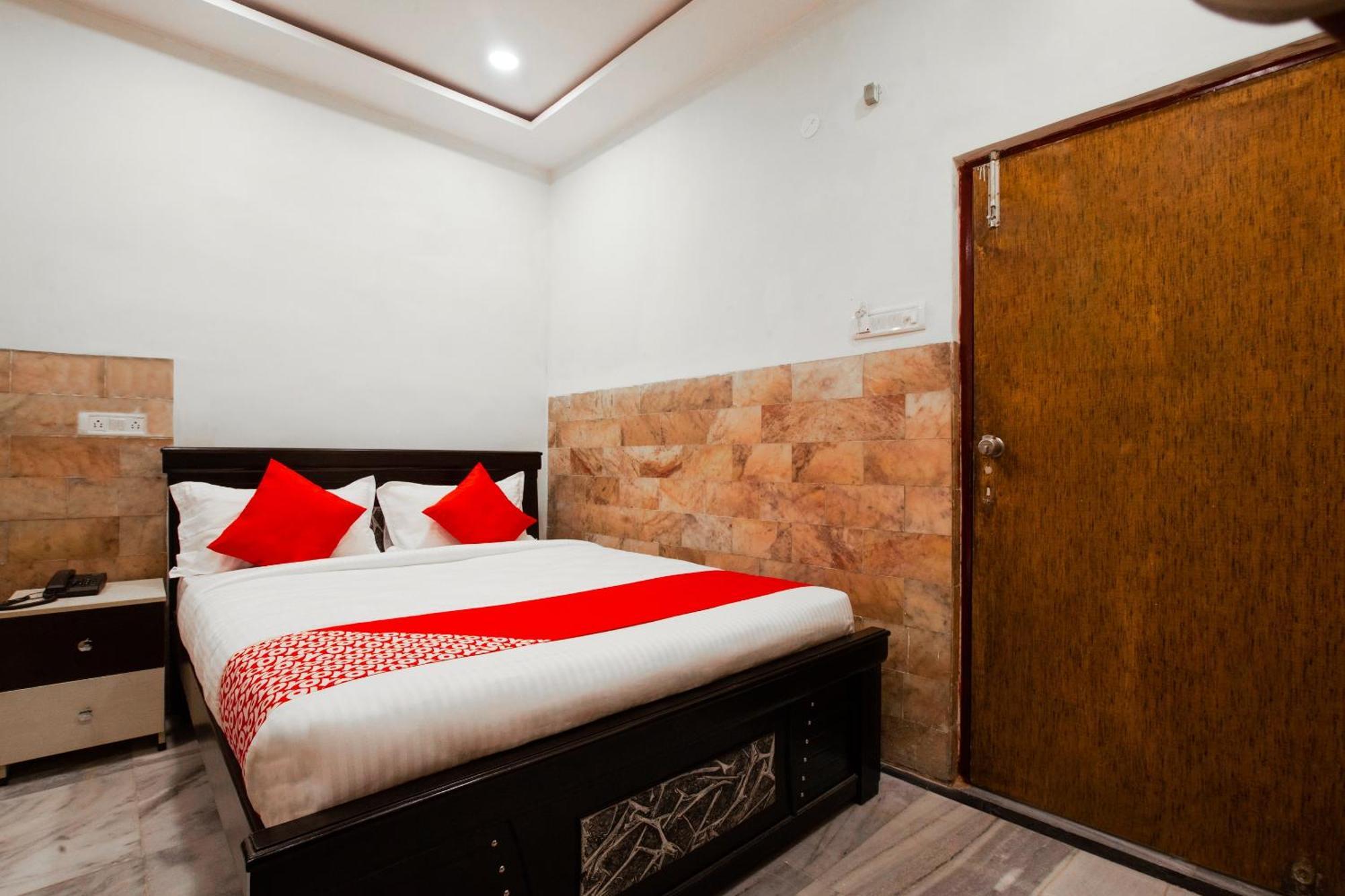Super Hotel O Holiday Rani Gunj Opp Punjab National Bank Secundurabad Eksteriør billede