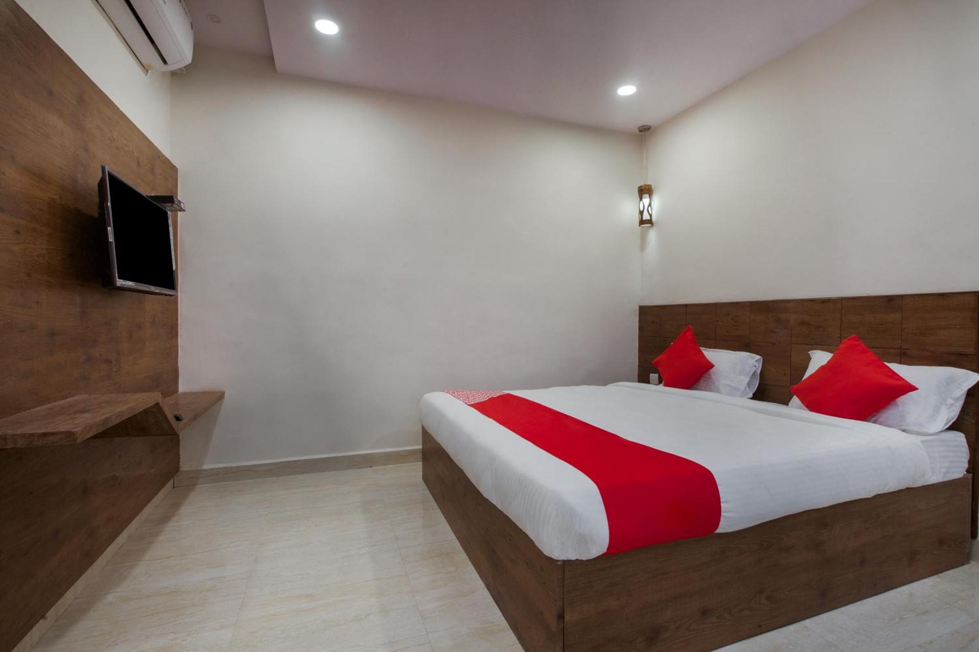 Super Hotel O Holiday Rani Gunj Opp Punjab National Bank Secundurabad Eksteriør billede