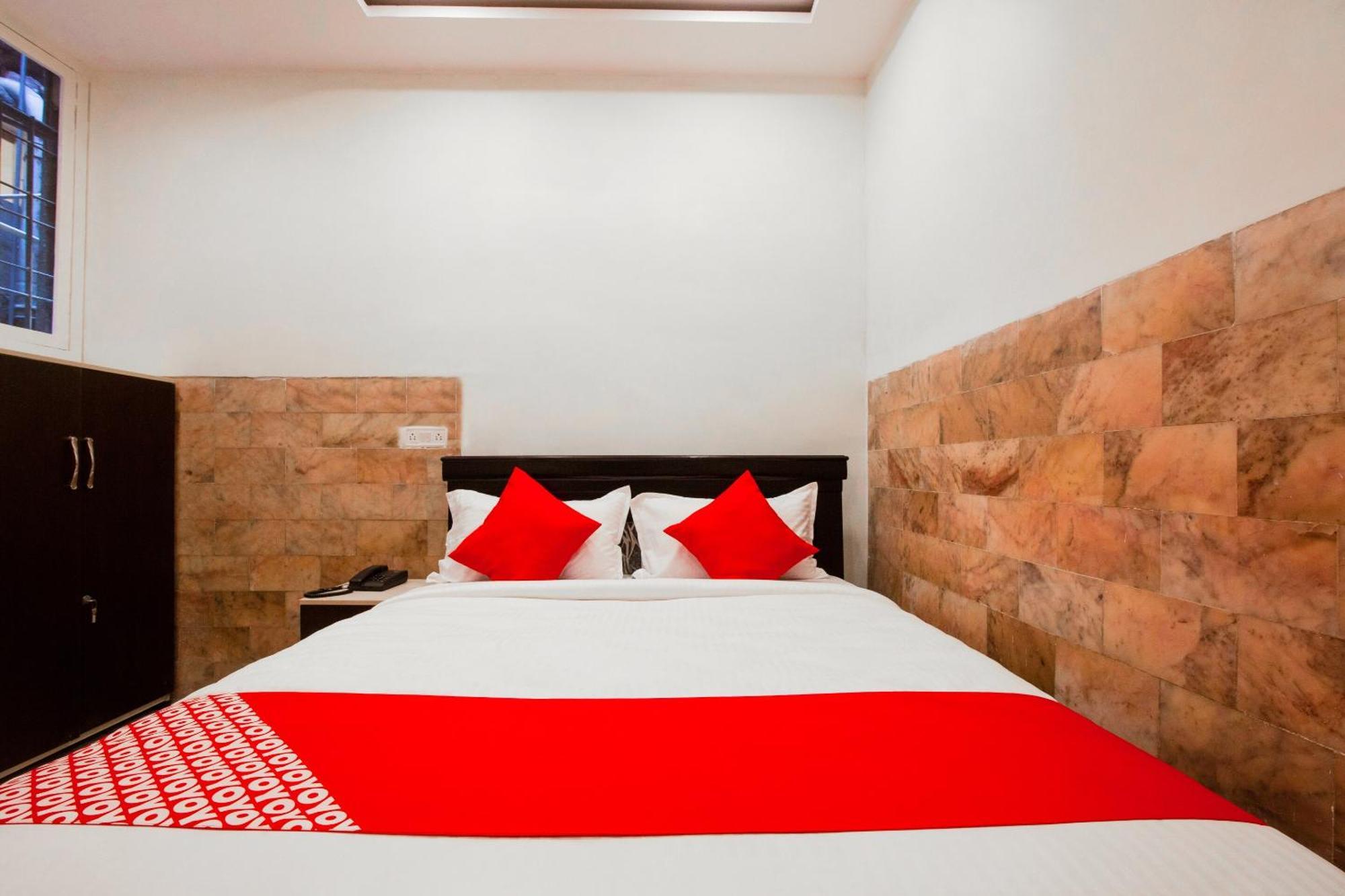 Super Hotel O Holiday Rani Gunj Opp Punjab National Bank Secundurabad Eksteriør billede