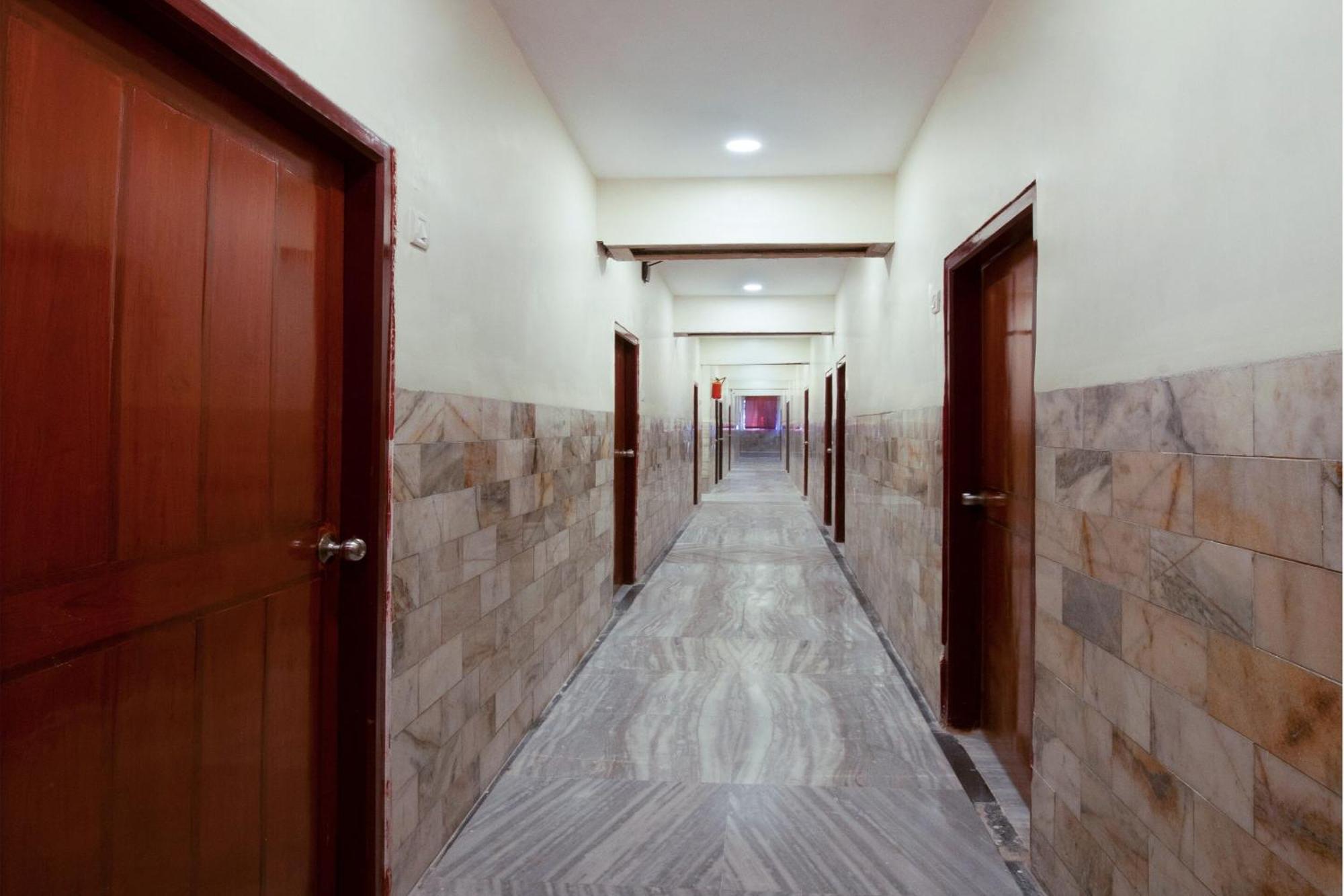 Super Hotel O Holiday Rani Gunj Opp Punjab National Bank Secundurabad Eksteriør billede